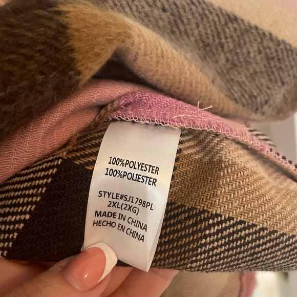 Pink plaid corduroy trim shacket - Picture 3 of 3